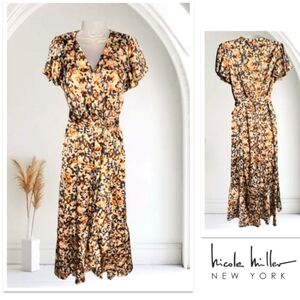Nicole Miller Animal Print Maxi Dress Leopard Flared Wrap Size Small NWT